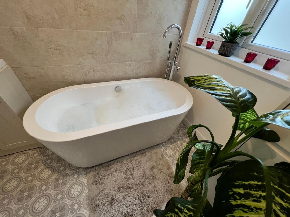 Gower Getaway - Parking & Ensuite Swansea Esterno foto